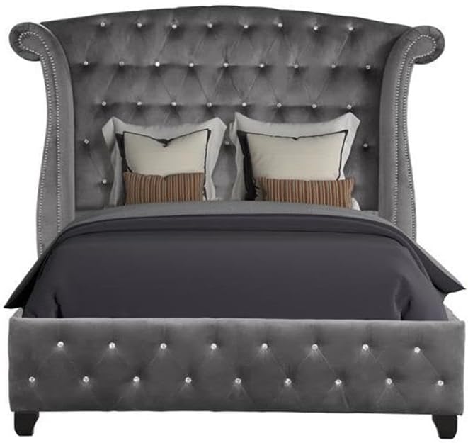 Sophia Queen 4 Pc Tufted Upholstery Bedroom Set Made with Wood in Gray