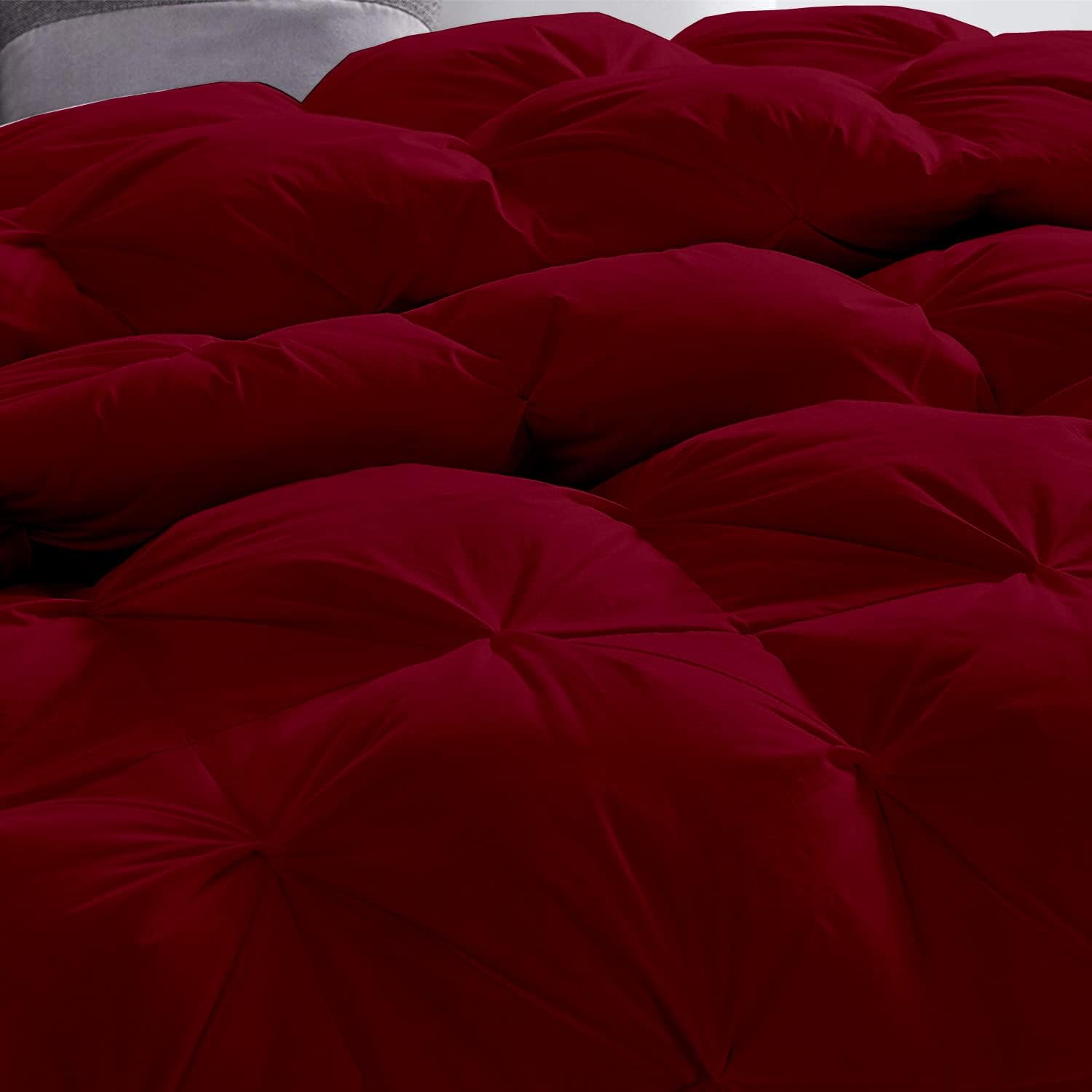 Pinch Pleated Burgundy 5 Piece Soft 500 GSM California Queen Size Comforter Set (Comforter + 4 Pillowcases) 1000 Series Egyptian Cotton Comforter Set