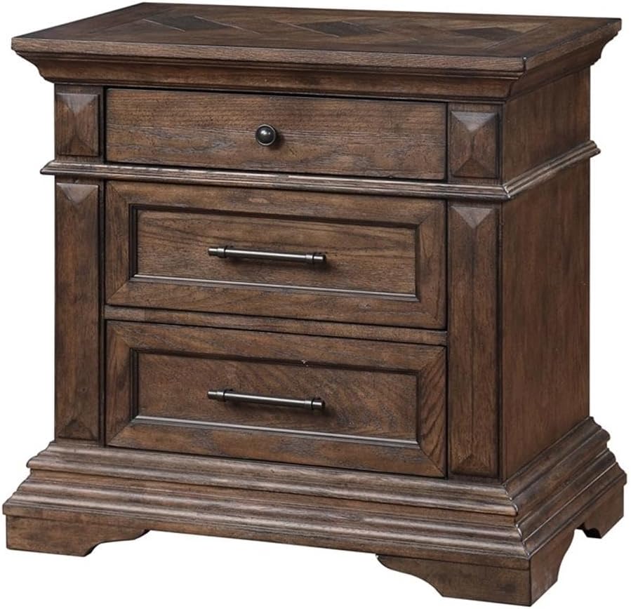 New Classic Mar Vista 4-Piece Wood Queen Bedroom Set with Nightstand in Walnut