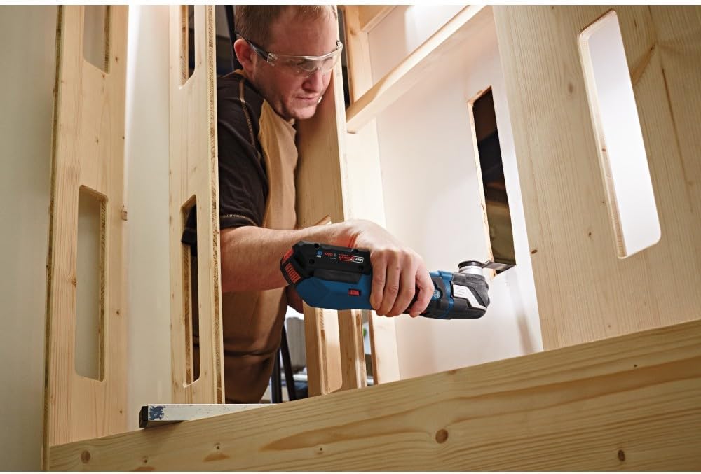 BOSCH GOP18V-28N 18V EC Brushless Oscillating Multi-Tool - Versatile, Compact Design with Enhanced Power With StarlockPlus For Quick-Change Technology (Bare Tool)