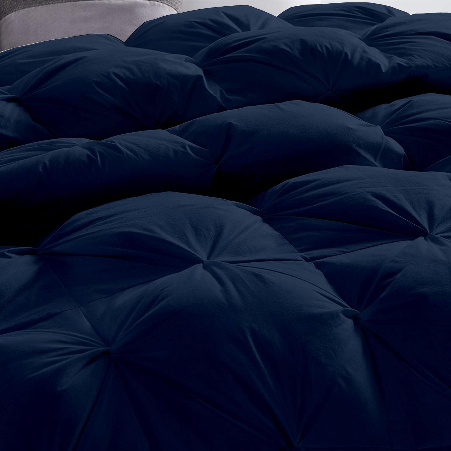 Pinch Pleated Navy Blue 5 Piece Soft 500 GSM California Queen Size Comforter Set (Comforter + 4 Pillowcases) 1000 Series Egyptian Cotton Comforter Set