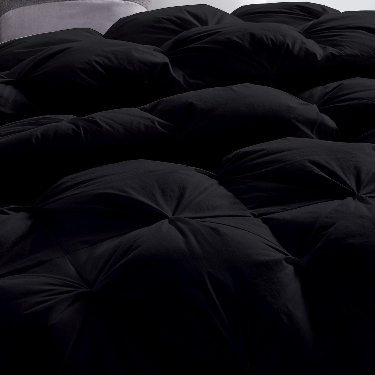 Pinch Pleated Black 5 Piece Soft 500 GSM California Queen Size Comforter Set (Comforter + 4 Pillowcases) 1000 Series Egyptian Cotton Comforter Set