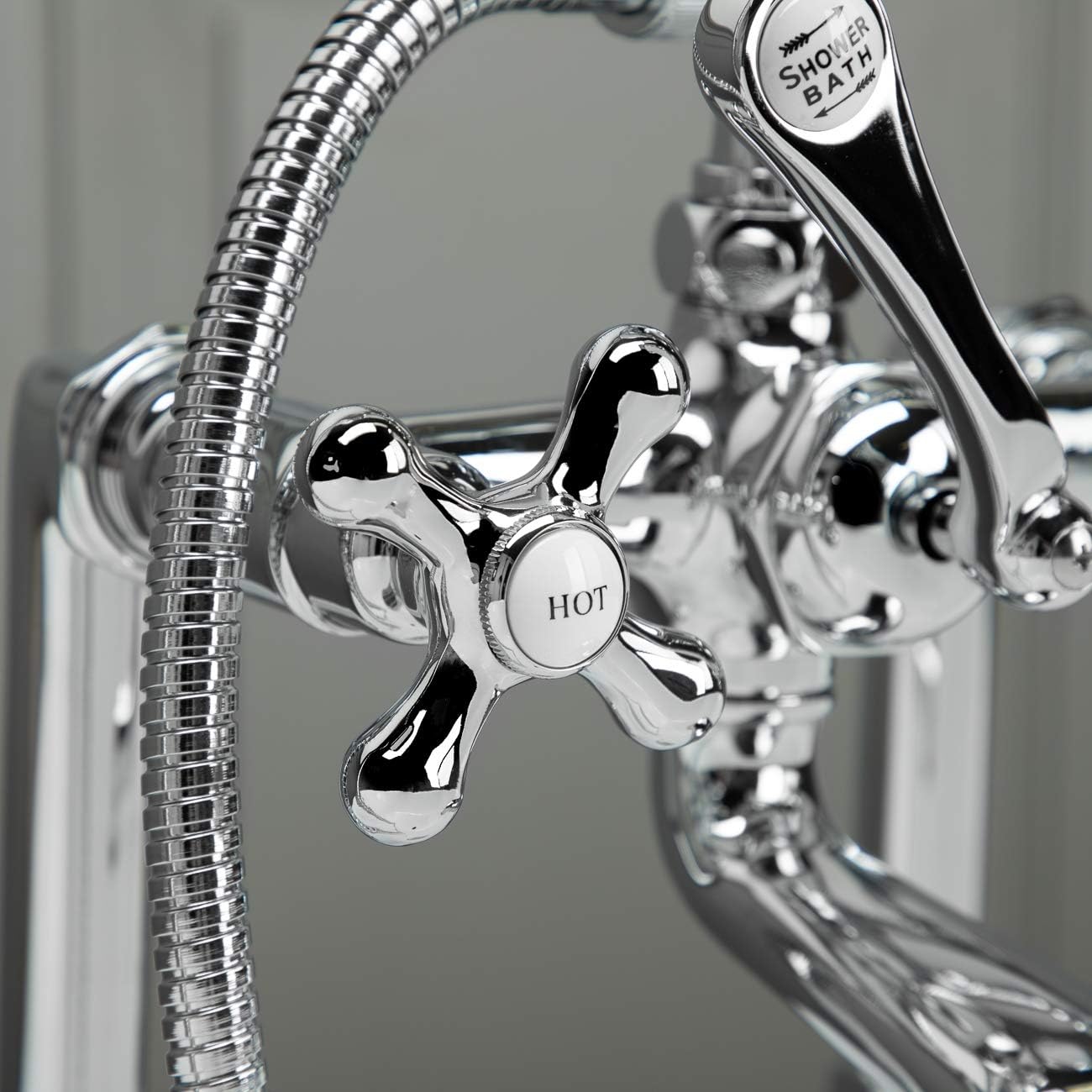 Vintage Tub & Bath Clawfoot Tub Rim Mount Faucet Set with Lift and Turn Drain