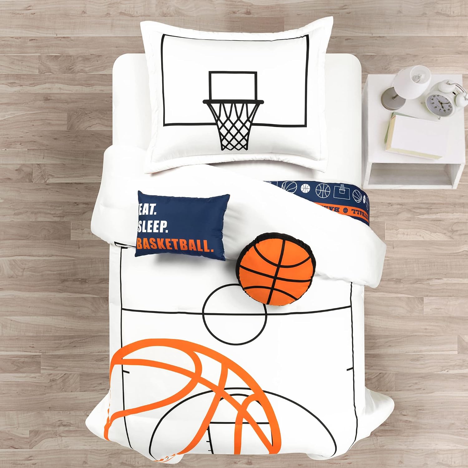 Lush Decor Basketball Game Reversible Comforter Twin Size 4 Piece Set, White & Navy - Kids Comforter Set - Basketball Comforters - Sports Decor