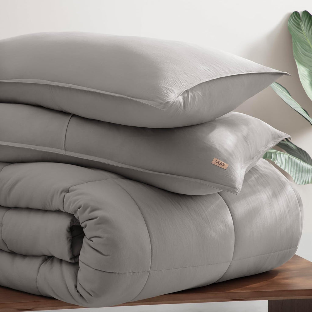 UGG Leonora Comforter Set with 2 Pillow Shams Lightweight Down Alternative Blanket Reversible Cozy Warm All Season Washable and Hypoallergenic Bedding Set, King, Light Grey