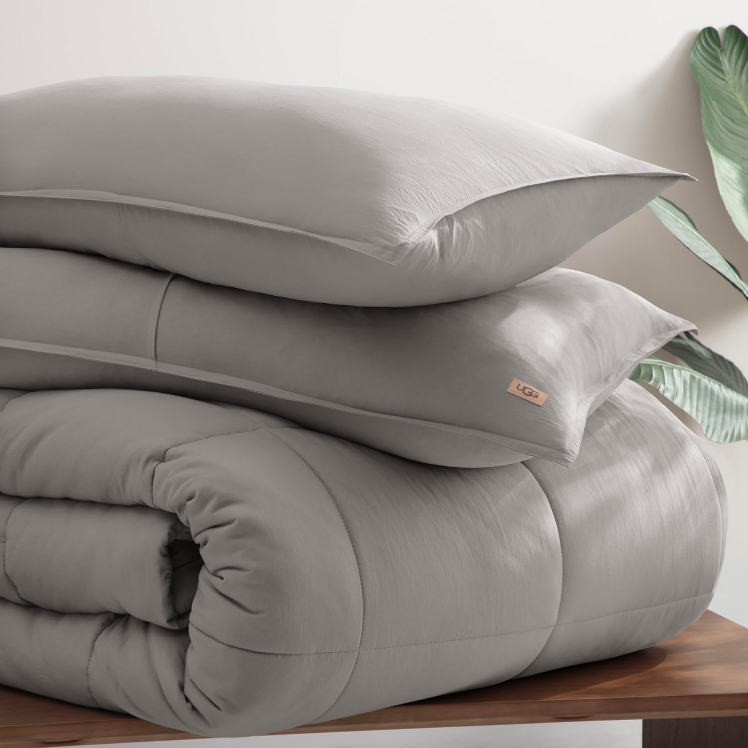 UGG Leonora Comforter Set with 2 Pillow Shams Lightweight Down Alternative Blanket Reversible Cozy Warm All Season Washable and Hypoallergenic Bedding Set, King, Light Grey