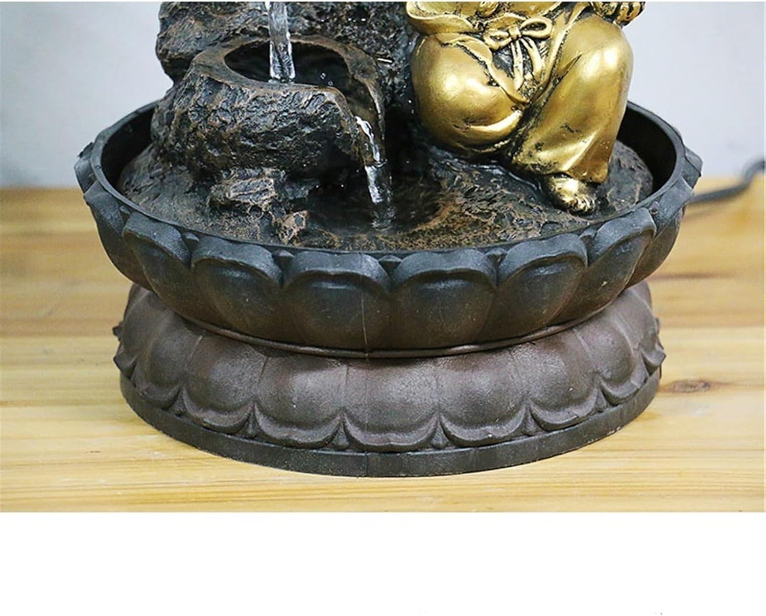 GLigeT Tabletop Fountain Desktop Decorations Home Living Room TV Cabinet Chinese Attracting Wealth Fountain Buddha Ornaments Water Fountain Decor