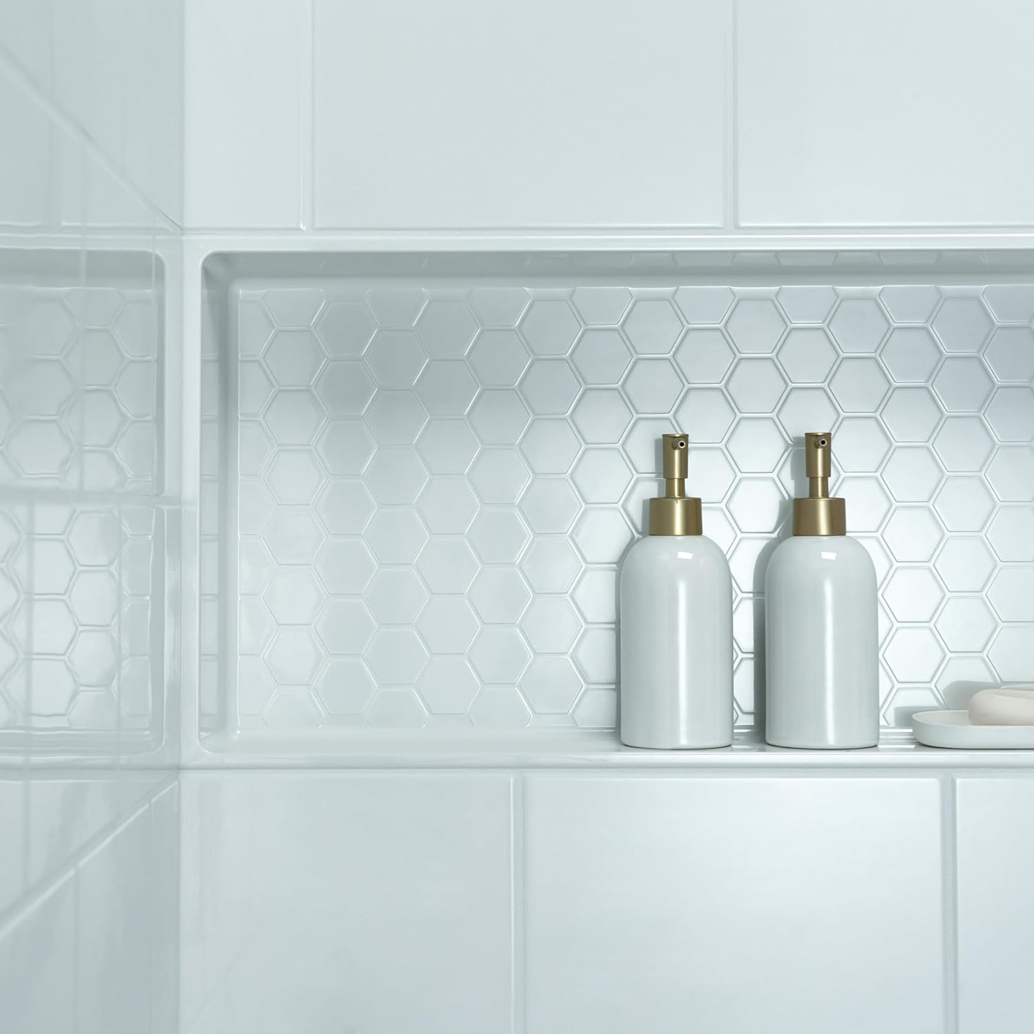 WOODBRIDGE 60' x 32' Four-Piece Direct-to-Stud Alcove Tub Surround Wall Panel Kit in White