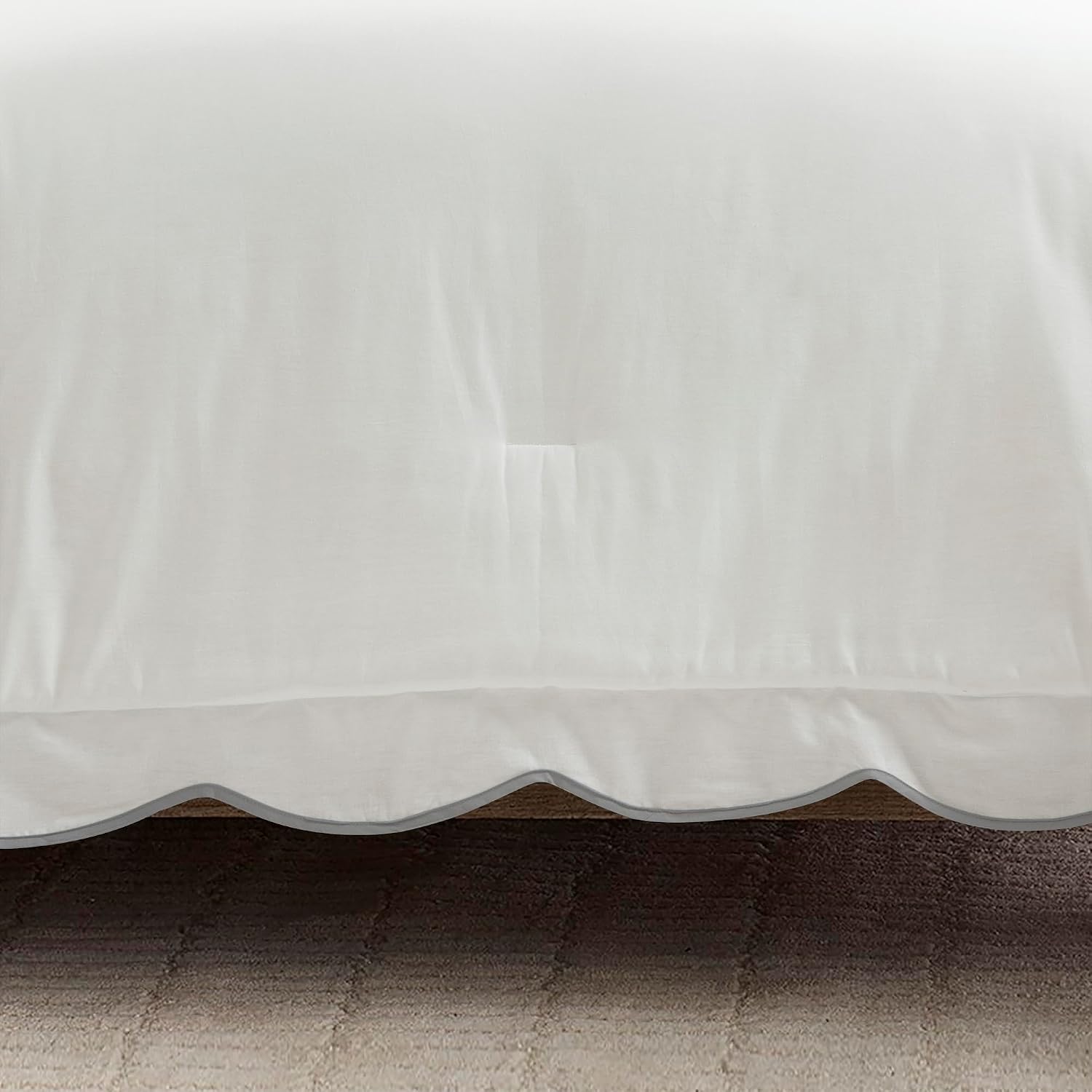 Lush Decor Coastal Chic Scalloped Edge Comforter Set, 3 Piece Set Full/Queen, Gray & White - Queen Bedding Set - White Comforter - Coastal Decor