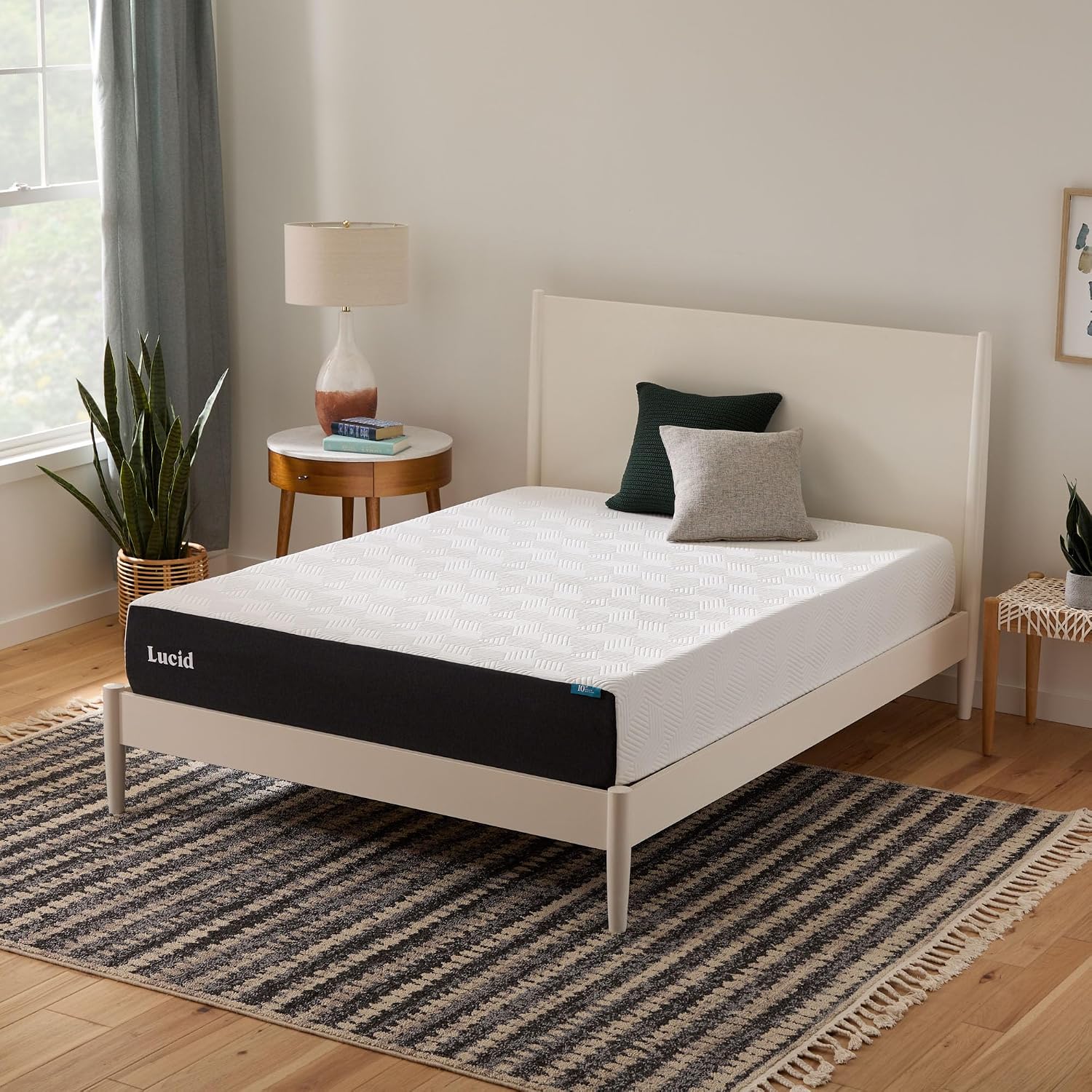 Lucid 10 Inch Memory Foam Mattress - Medium Feel - Infused with Refreshing Bamboo Charcoal and Cooling Gel - Bed in a Box - Temperature Regulating - Pressure Relief - Breathable - Full XL Size