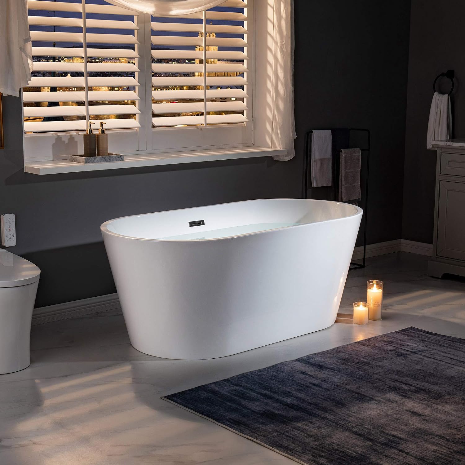 WOODBRIDGE 59' Acrylic Freestanding Bathtub Contemporary Soaking White Tub with Matte Black Overflow and Drain，B0014-MB-Drain &O