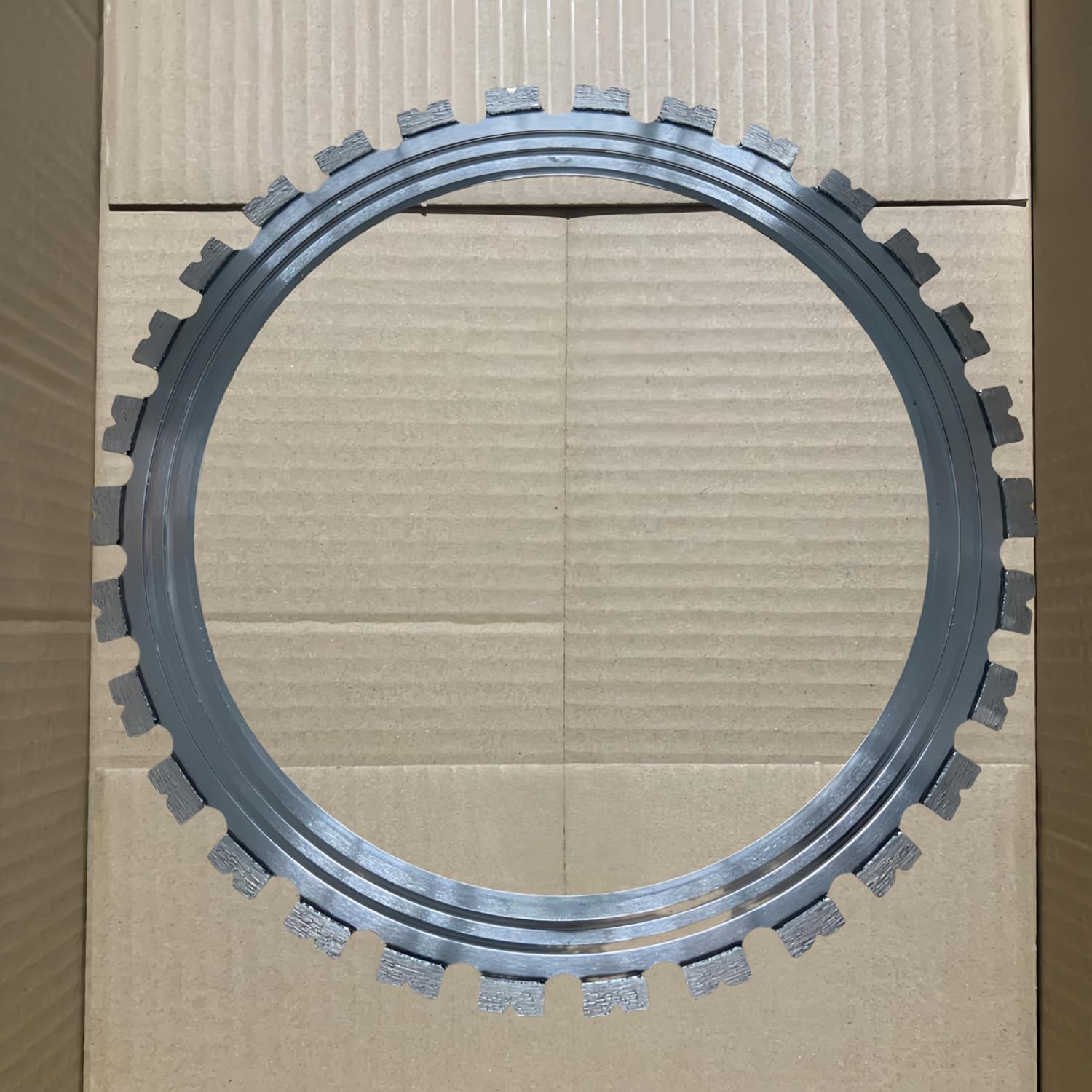 23IN Special Diamond Double Groove Saw Blade for Concrete Ring Saw,Cutting Concrete, Marble, Steel Bars, Cement Special Saw Blades (Saw Blade Diameter 600MM/23.62in)