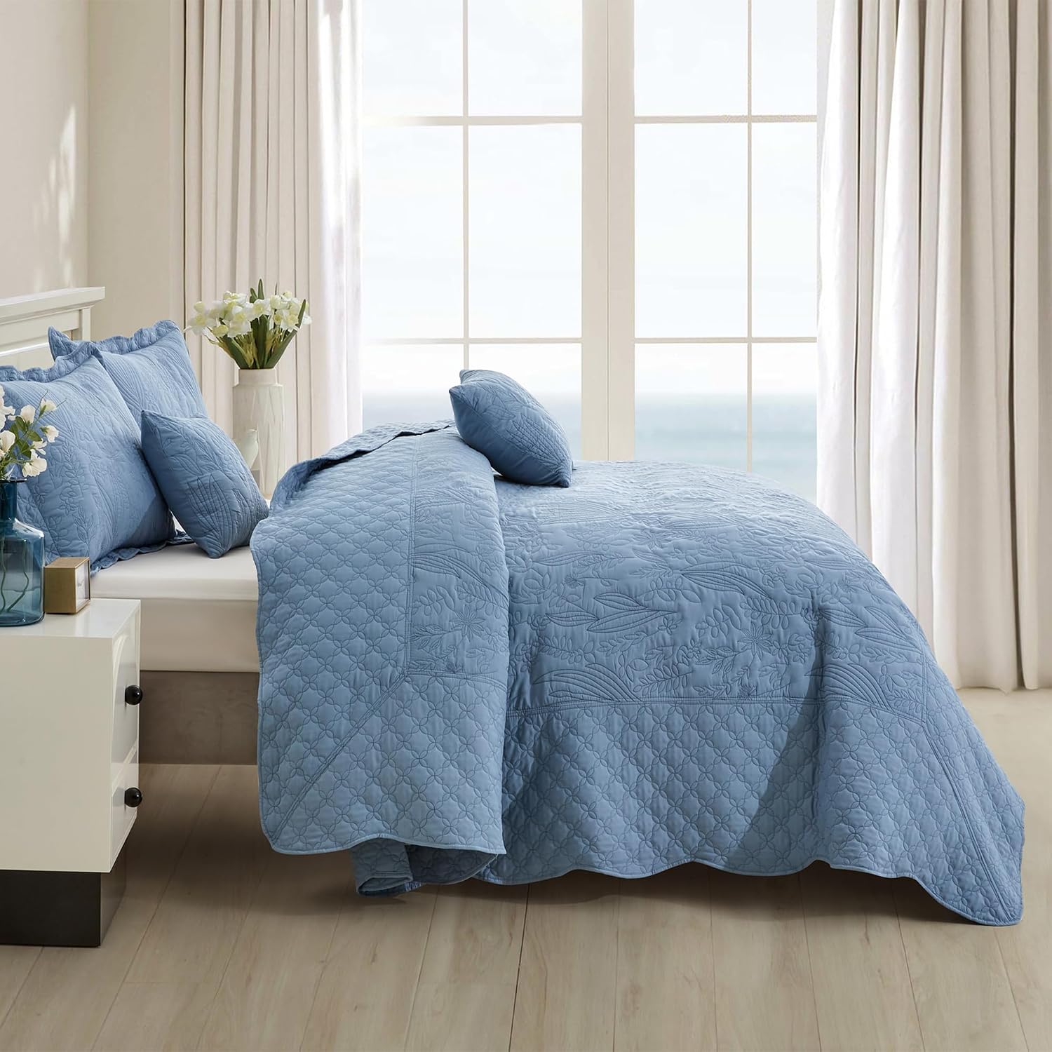 CHIXIN Botanical Oversized Bedspread King Size - Leaves Pattern Stitching Quilt Set - Elegant & Fresh Style Bedding Coverlets, Reversible, Lightweight, 5 Piece, Smokey Blue