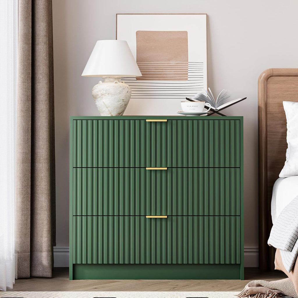 MAISONARIA 3-Piece Dresser Bedroom Set, 5 Drawer Dresser & 3 Drawer Nightstands with Gold Handles, Fluted Wood Chest of Drawers for Bedroom, Living Room, Entryway, Green