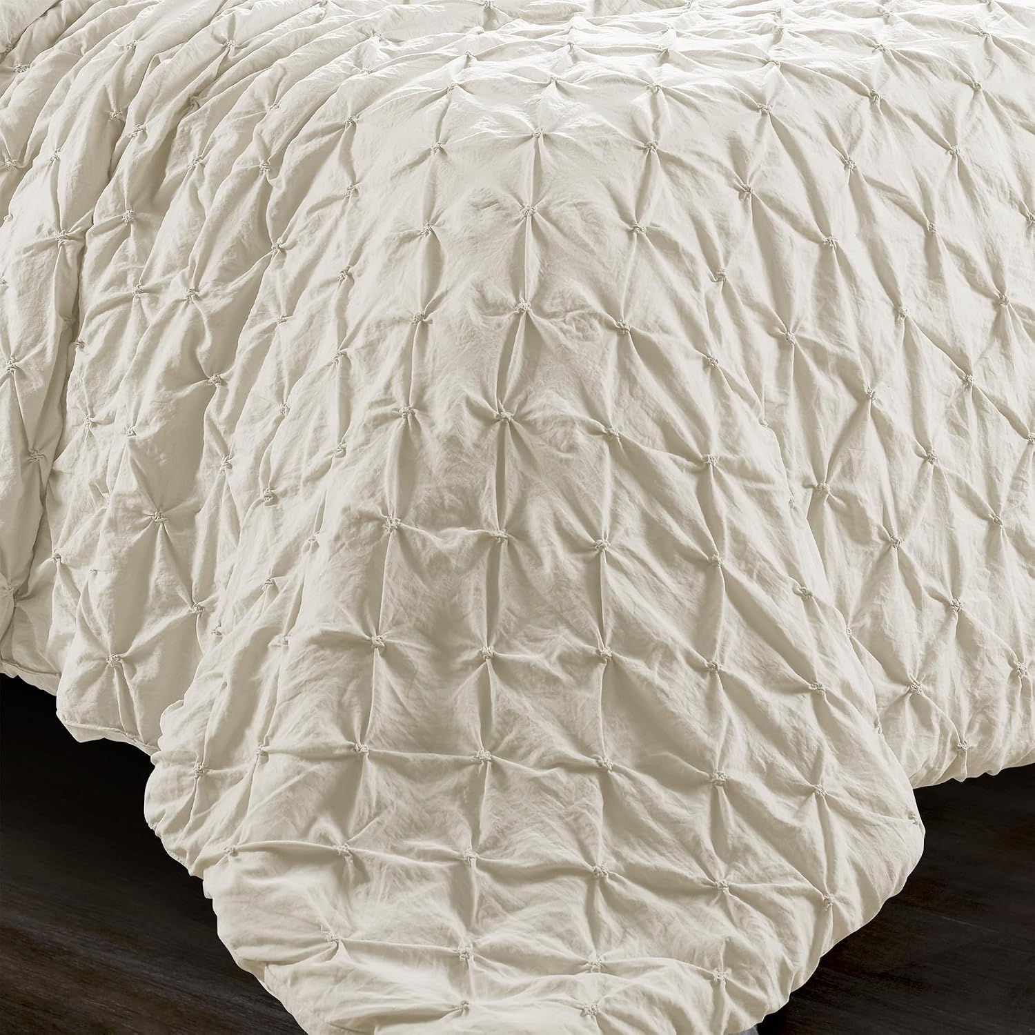 Lush Decor Ravello Pintuck Comforter Set - Luxe 5 Piece Textured Bedding Set - Traditional Glam & Farmhouse Inspired Bedroom Decor - Full/ Queen, Ivory