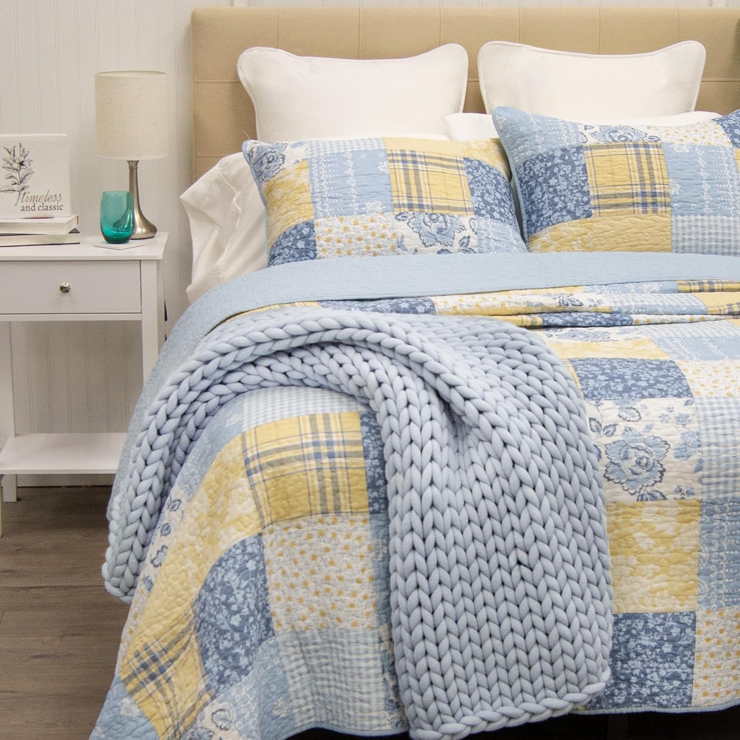 Donna Sharp Spring Flowers-Twin Quilt Set, Measures 68 x 90, Includes 1 Quilt and 1 Standard Sham, Machine Washable