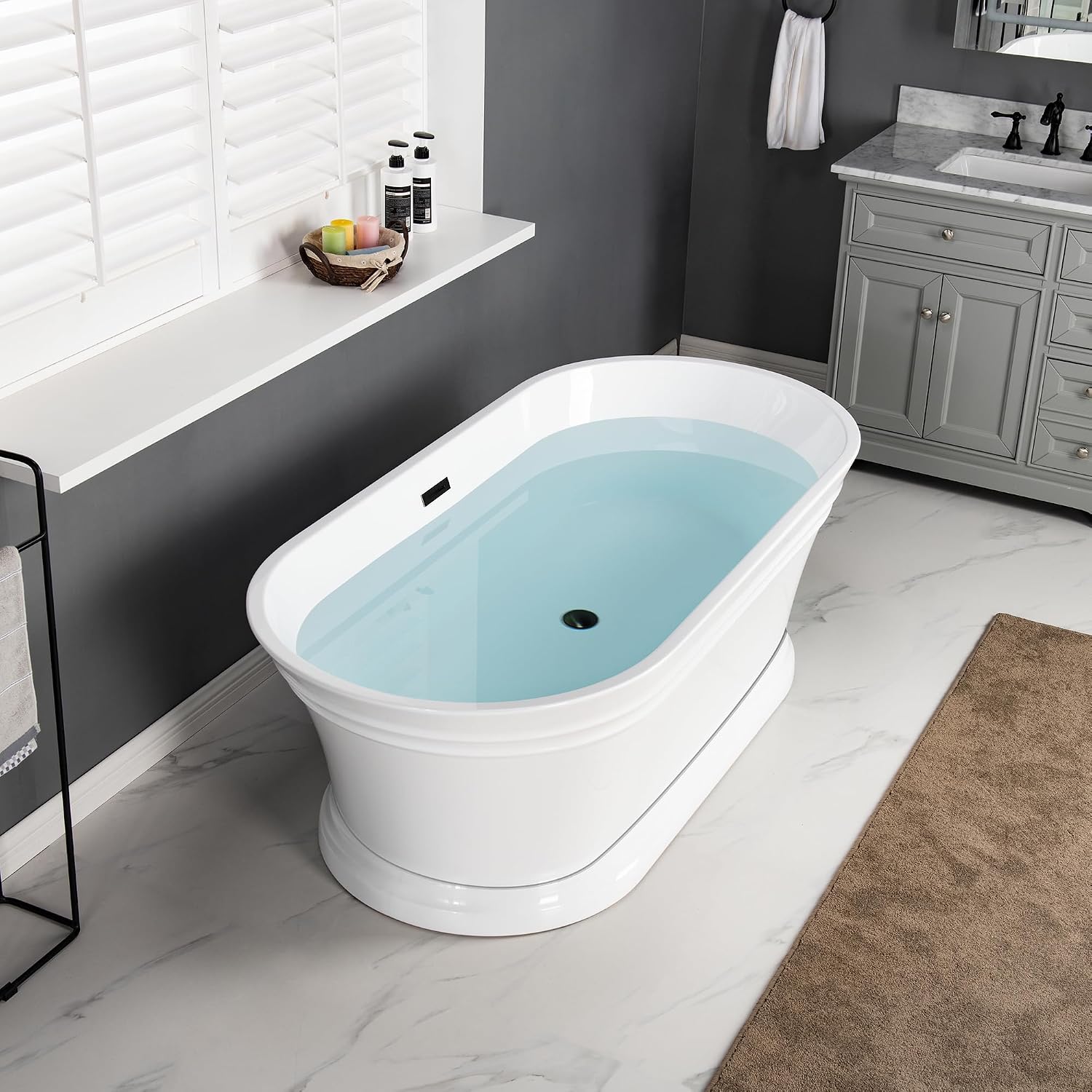 WOODBRIDGE 67 in. Freestanding Double Ended Acrylic Soaking Bathtub with Matte Balck Drain and Overflow, BTA1537-MB