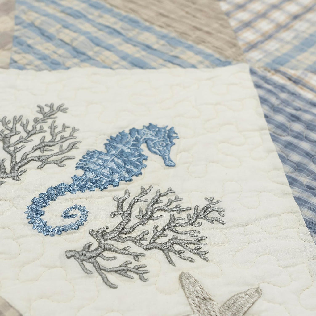 Donna Sharp Coastal Star-King Quilt Set, Measures 108 x 108, Includes 1 Quilt and 2 King Shams, Machine Washable
