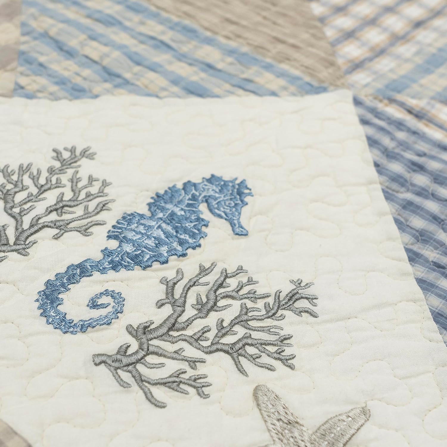 Donna Sharp Coastal Star-King Quilt Set, Measures 108 x 108, Includes 1 Quilt and 2 King Shams, Machine Washable