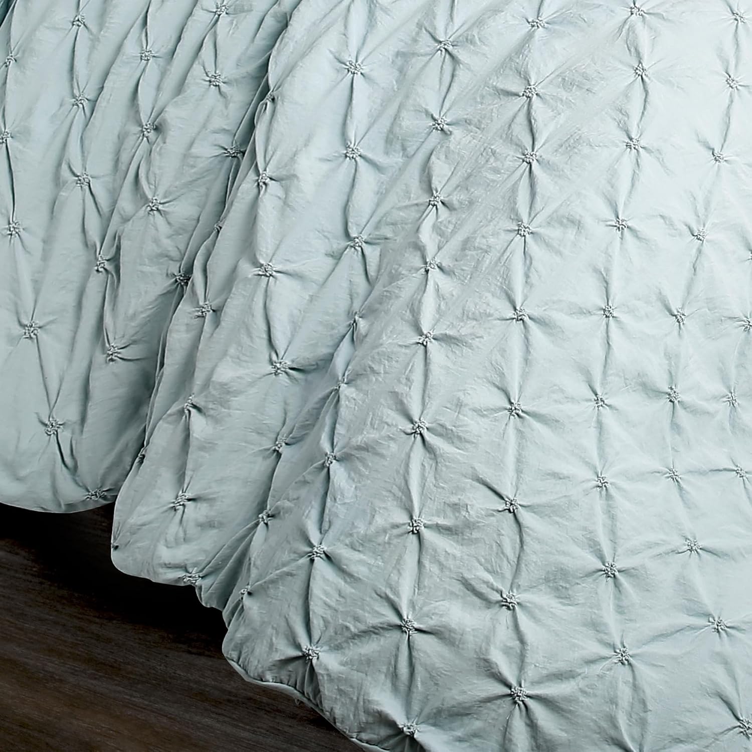 Lush Decor Ravello Pintuck Comforter Set - Luxe 5 Piece Textured Bedding Set - Traditional Glam & Farmhouse Inspired Bedroom Decor - Full/ Queen, Blue