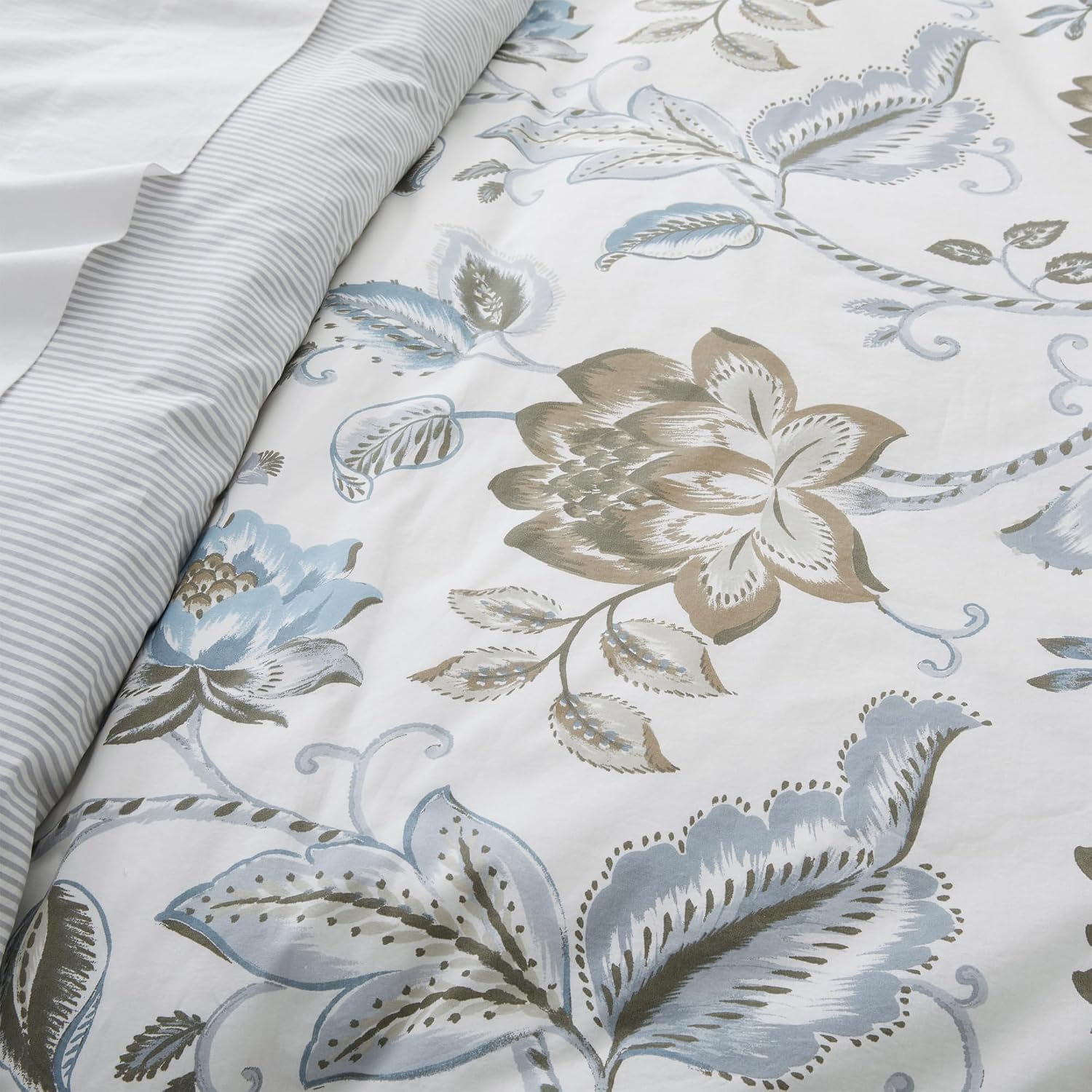 Levtex Home - Maileen Neutral Blue Comforter Set - Full/Queen Comforter (90x94in) and 2 Standard Shams (20x26in) - Floral Vine Design - Neutral Tones - Cotton with Polyester Fill | Reversible