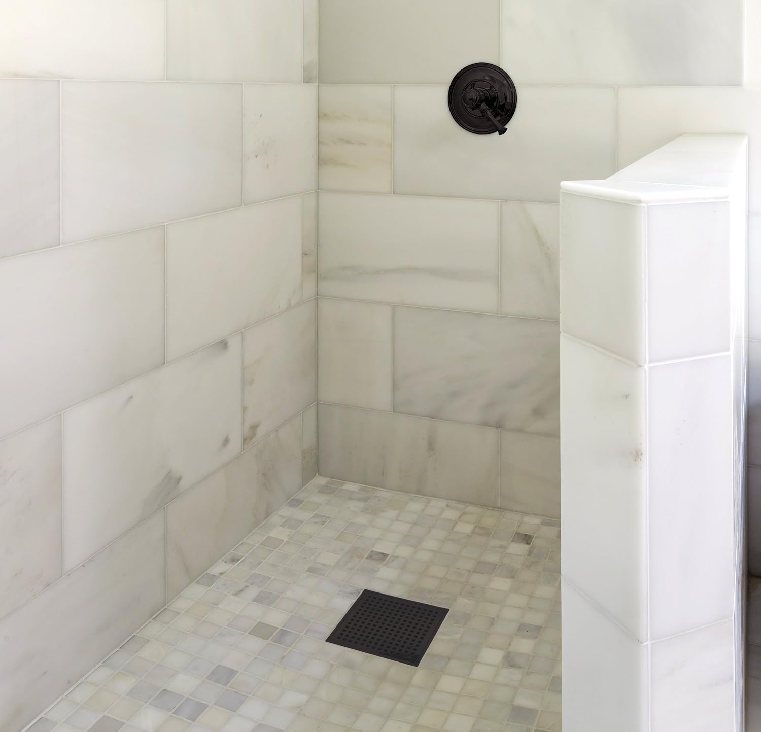 QM Square Shower Drain, Grate made of Stainless Steel Marine 316 and Base made of ABS, Lagos Series Mira Line, 5 inch 3/4, ORB/Black Finish, Kit includes Hair Trap/Strainer and Key