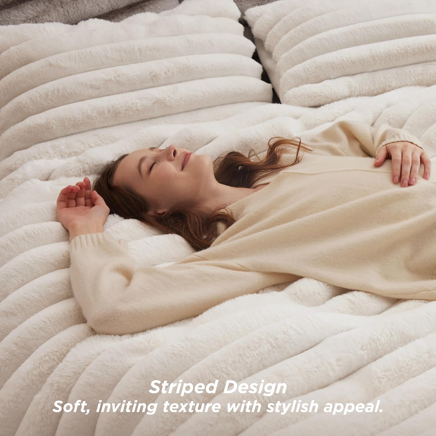 Bedsure Faux Fur Queen Comforter Set - Coconut White Fluffy Comforter Queen Size, Soft and Cozy Shaggy Bedding Comforter Sets, Winter Warm Luxury Fuzzy Bed Set, 1 Comforter and 2 Pillowcases