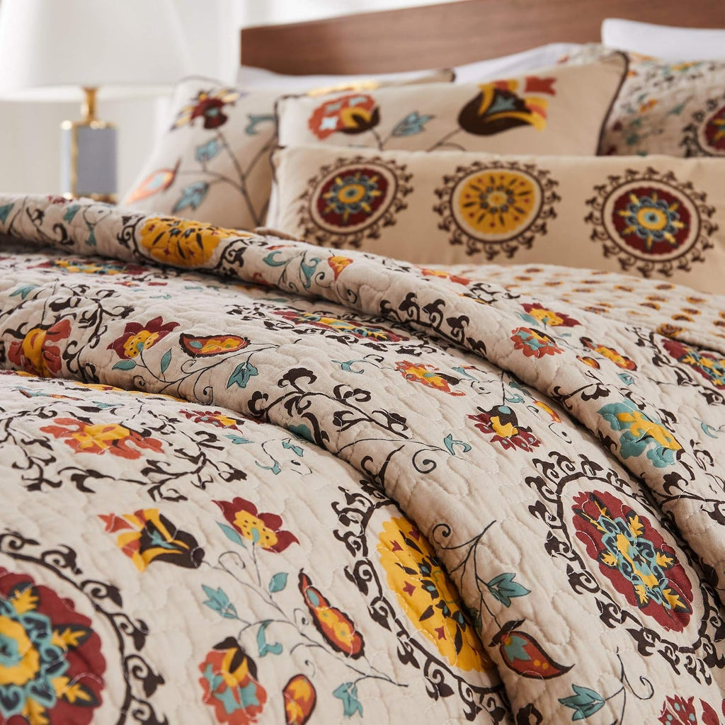 Greenland Home Andorra 100% Cotton Reversible Suzani Quilt Set, King/California King (5 Piece)