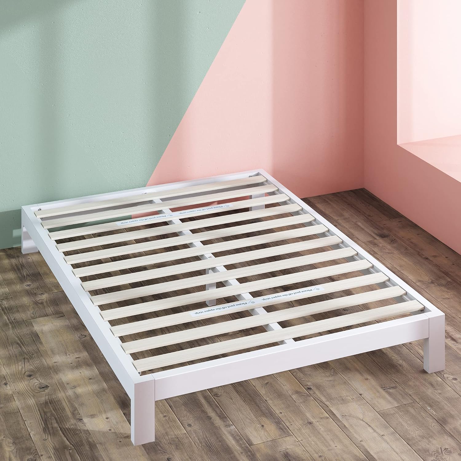 Zinus Arnav Metal Platform Bed Frame, Wood Slat Support, No Box Spring Needed, Easy Assembly, White, Full