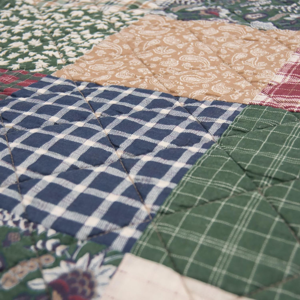 Donna Sharp Rustic Paisley- Queen Quilt Set, Measures 90 x 90, Includes 1 Quilt and 2 Standard Shams, Machine Washable