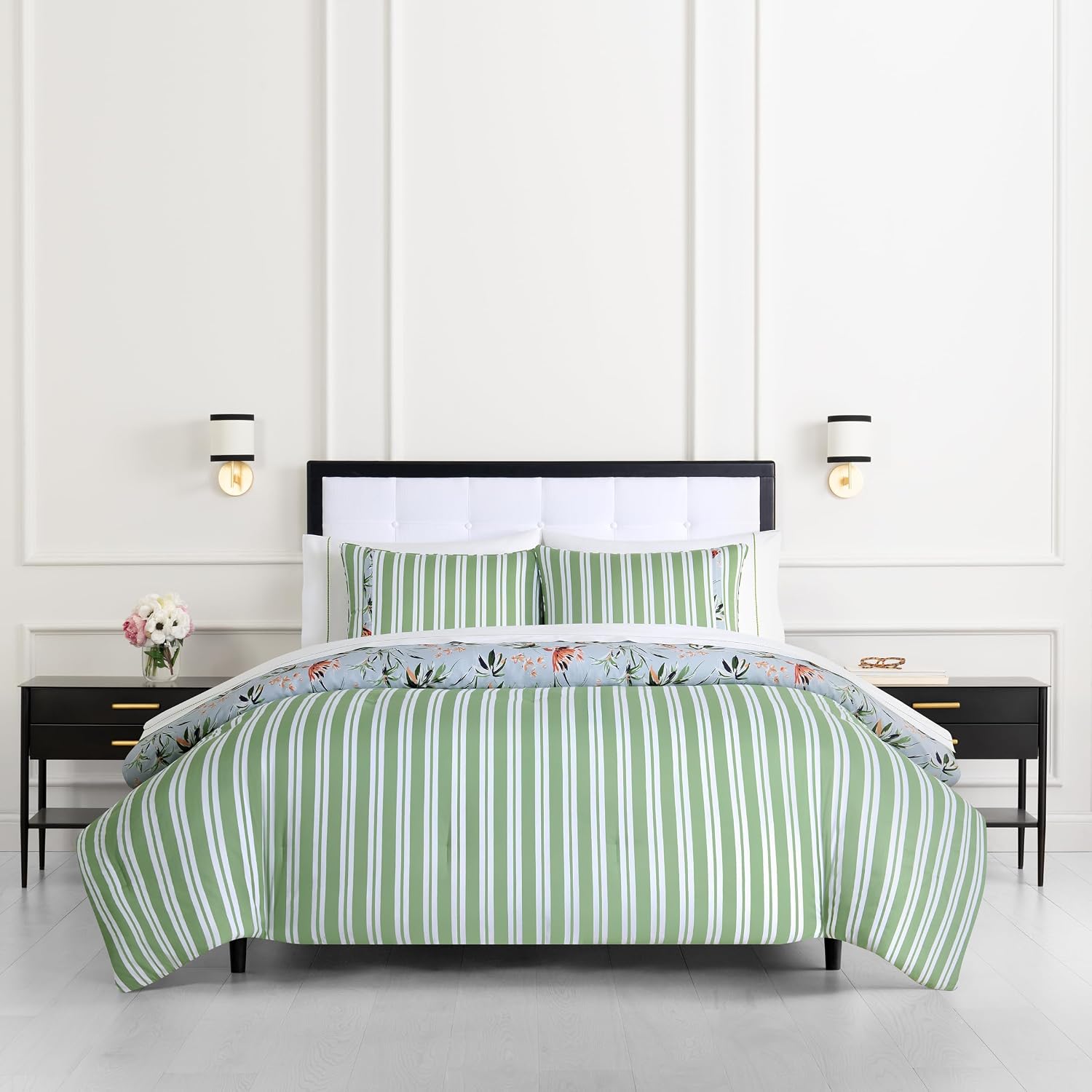 kate spade new york Bird Garden Full/Queen Comforter Set, 300 Thread Count Cotton Reversible Cover, All Season 3 Piece Bedding, Machine Washable, Floral Multicolor
