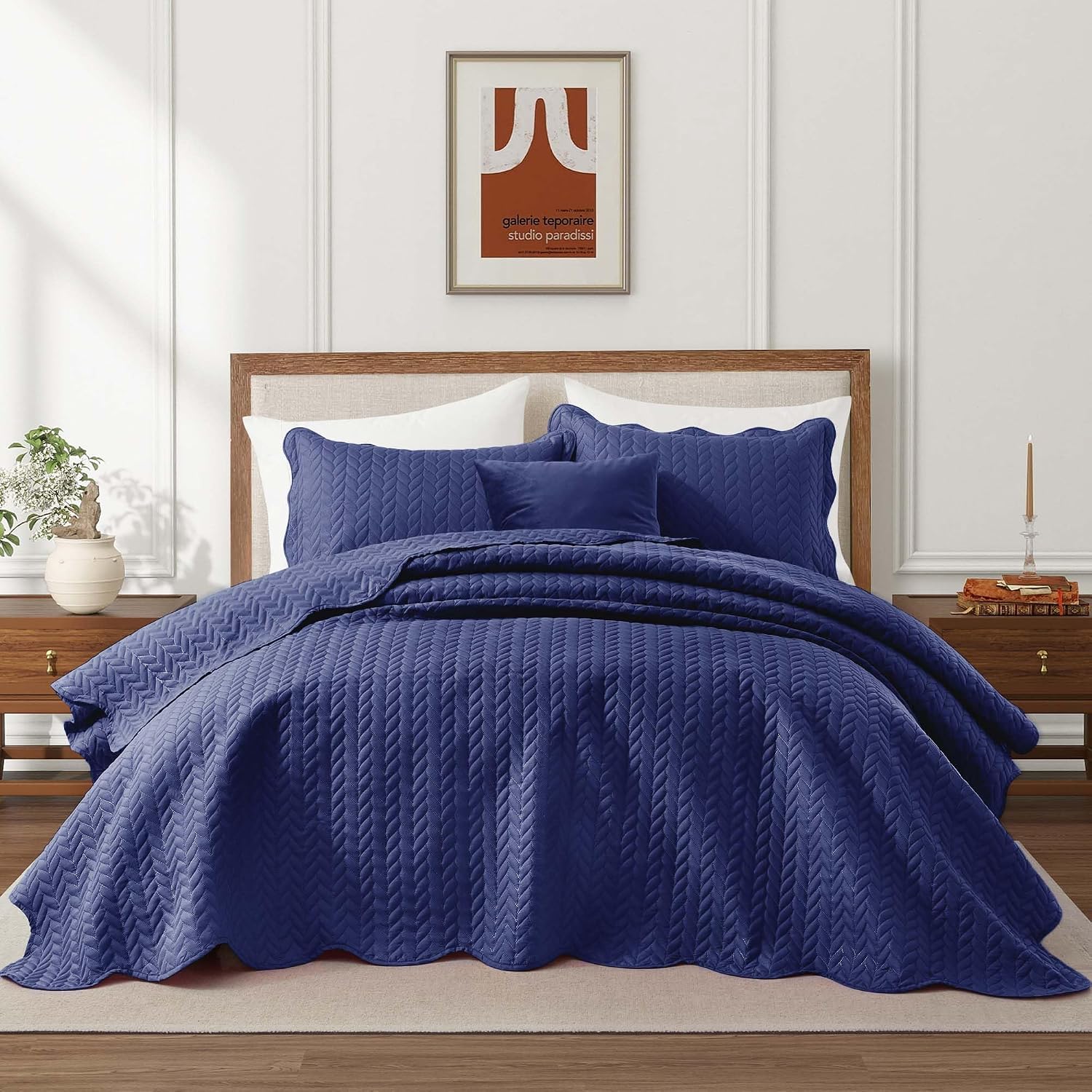 IR Imperial Rooms 8 Pack Quilt King Size Bedding (106' x 96') - Bulk Wholesale for Hotels, Guest Bedroom & Airbnbs - Lightweight Microfiber Reversible Embossed Quilts Bedspread (Navy)