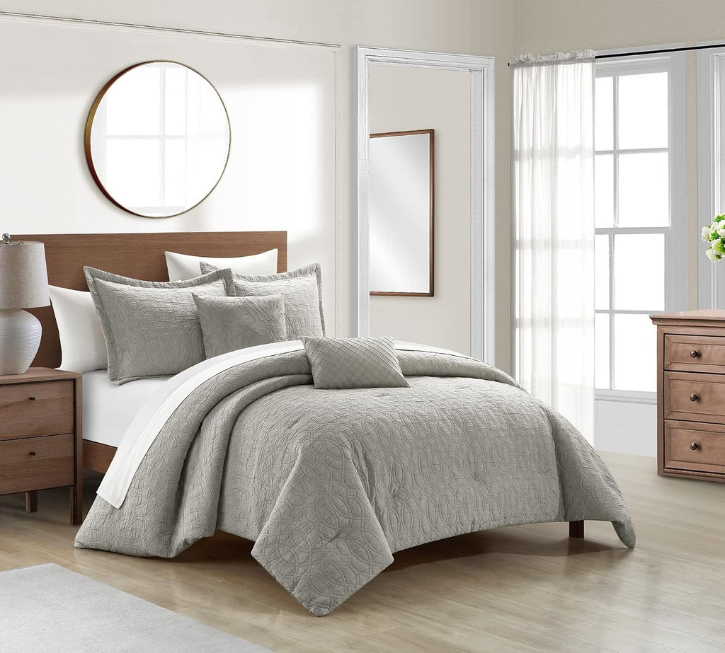 Chic Home Grey Bed in a Bag Comforter Set, Queen Size (5 Pieces), New York & Company Trinity - Polyester Bedding with Jacquard Interlaced Pattern - Comforter, Pillow Shams and Decorative Pillows
