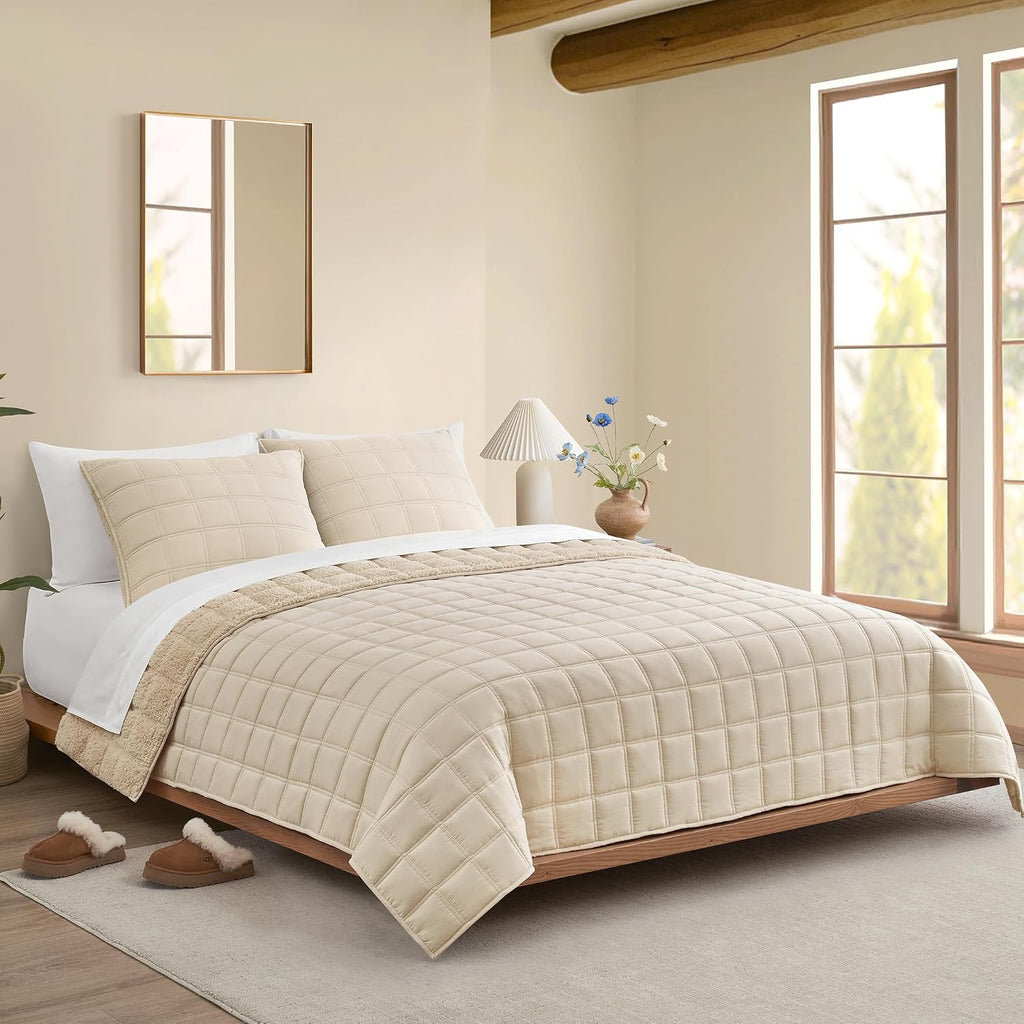 UGG Twin/Twin XL Quilt Set with 1 Pillow Sham – 2 Piece Lightweight All-Season Bedspread, Ultra-Soft Fluffy Reversible Quilt Set for Dorm, Apartment & Modern Bedroom Decor, Cream (Gizelle)