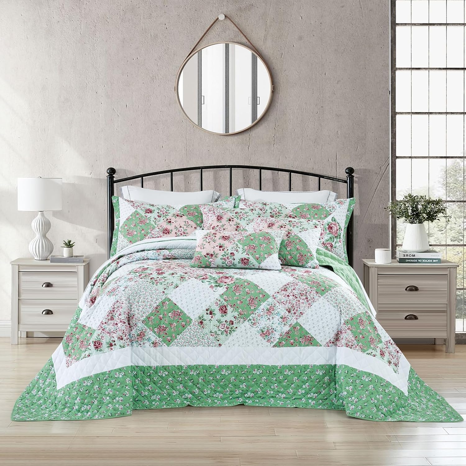 DaisyHuang Oversized King Bedspread 138x120 Extra Wide, Farmhouse Patchwork Floral Quilt Bedding Cover, Reversible, 6 Piece, 100% Microfiber, California/Alaskan King, Rose