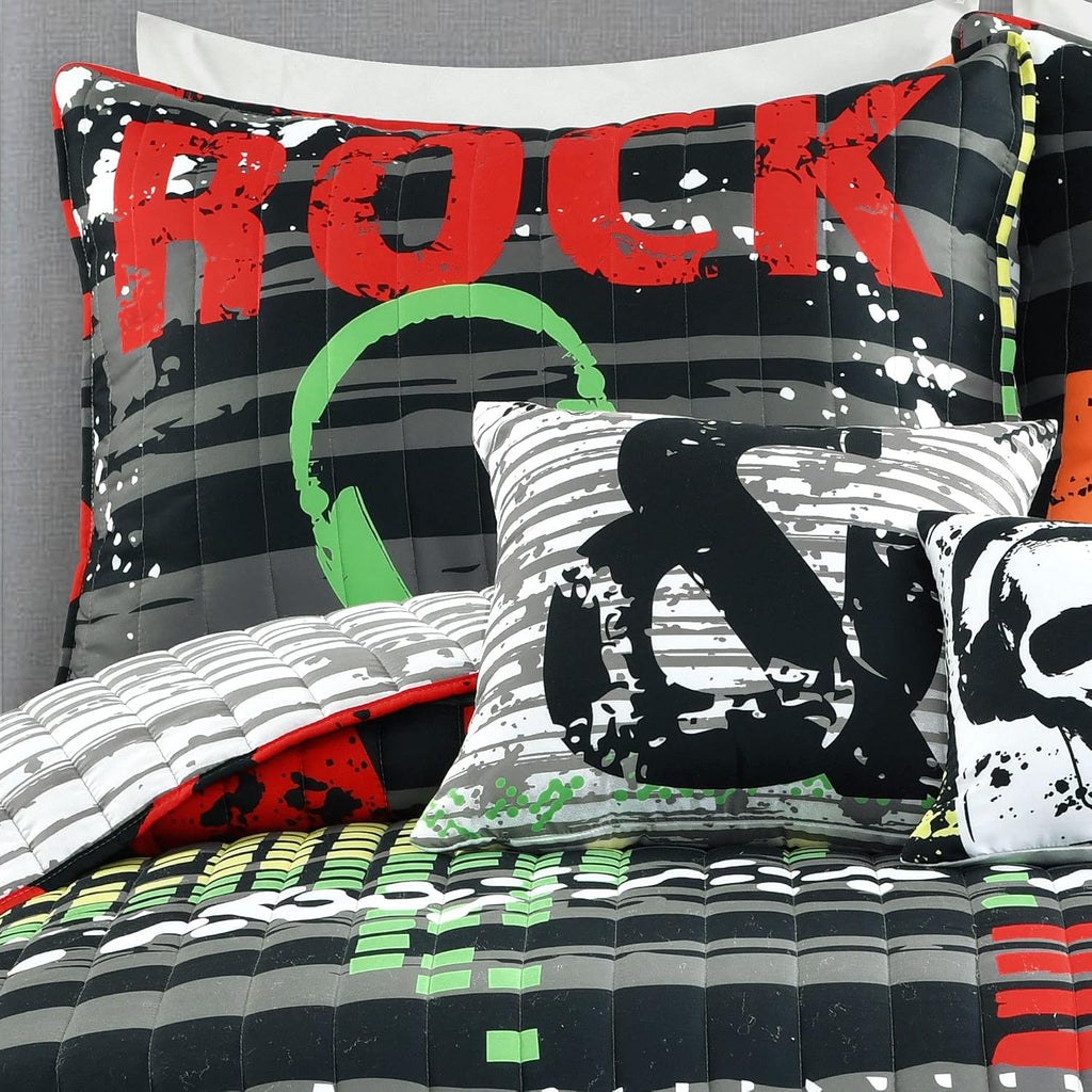Lush Decor Rock N Roll Reversible 5 Piece Quilt Set, Full/Queen, Black