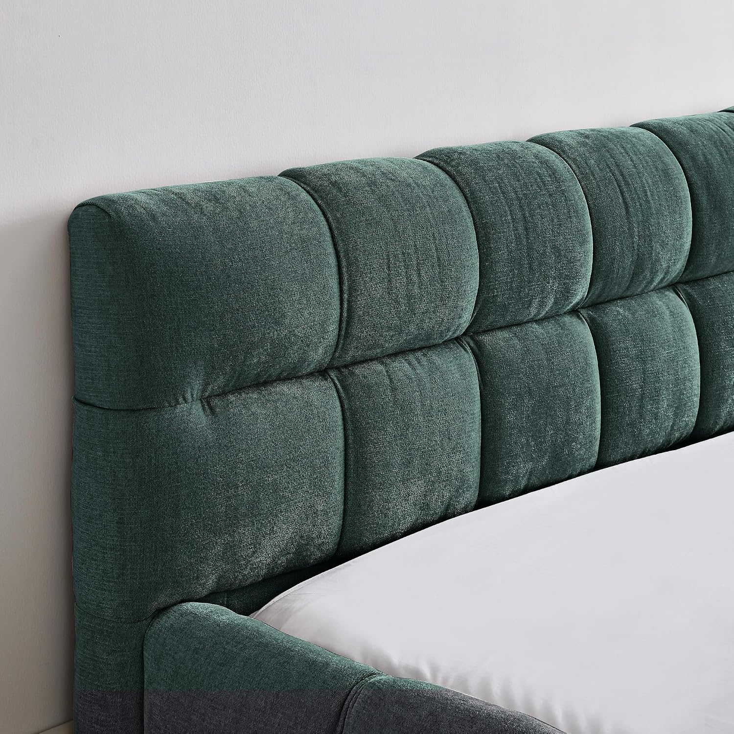 extrasleep Queen Size Soft Cloud Bed Frame, Chenille Upholstered Platform Beds with Thick Headboard, Queen Floor Bed with Solid Wood Frame, No Box Spring Needed, Easy Assembly, Green