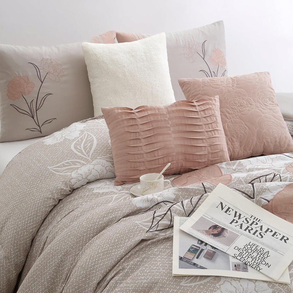Grand Avenue Blush Bed Sets Queen with Comforter, 7 Piece, Bedding Comforters & Sets, Pillow Shams Bedskirt, Floral Comforters, Home Decor
