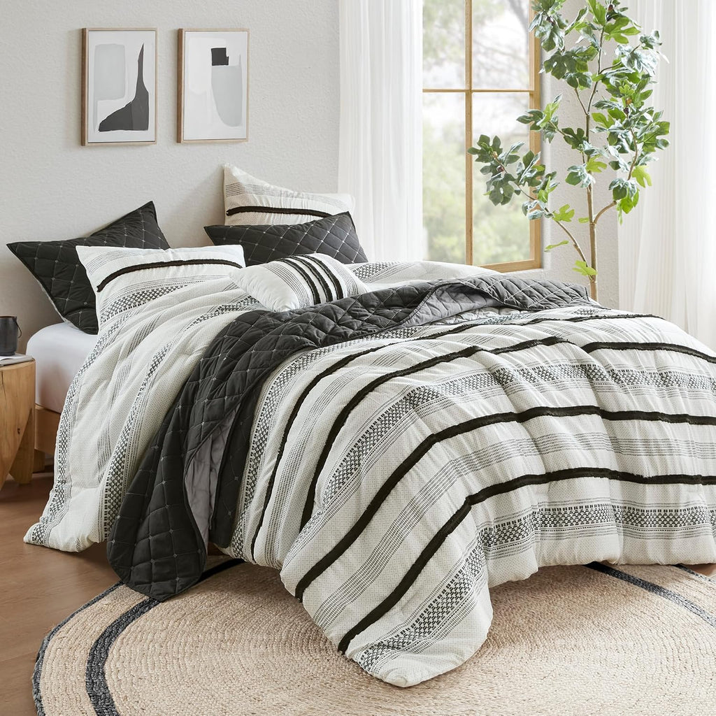 Madison Park King Comforter Set and Quilt Set, Boho Comforter for King Size Bed with Diamond Quilted Coverlet Set, All Season King Size Bedding, Matching Shams, Carolina, King/Cal King Black 7 Piece