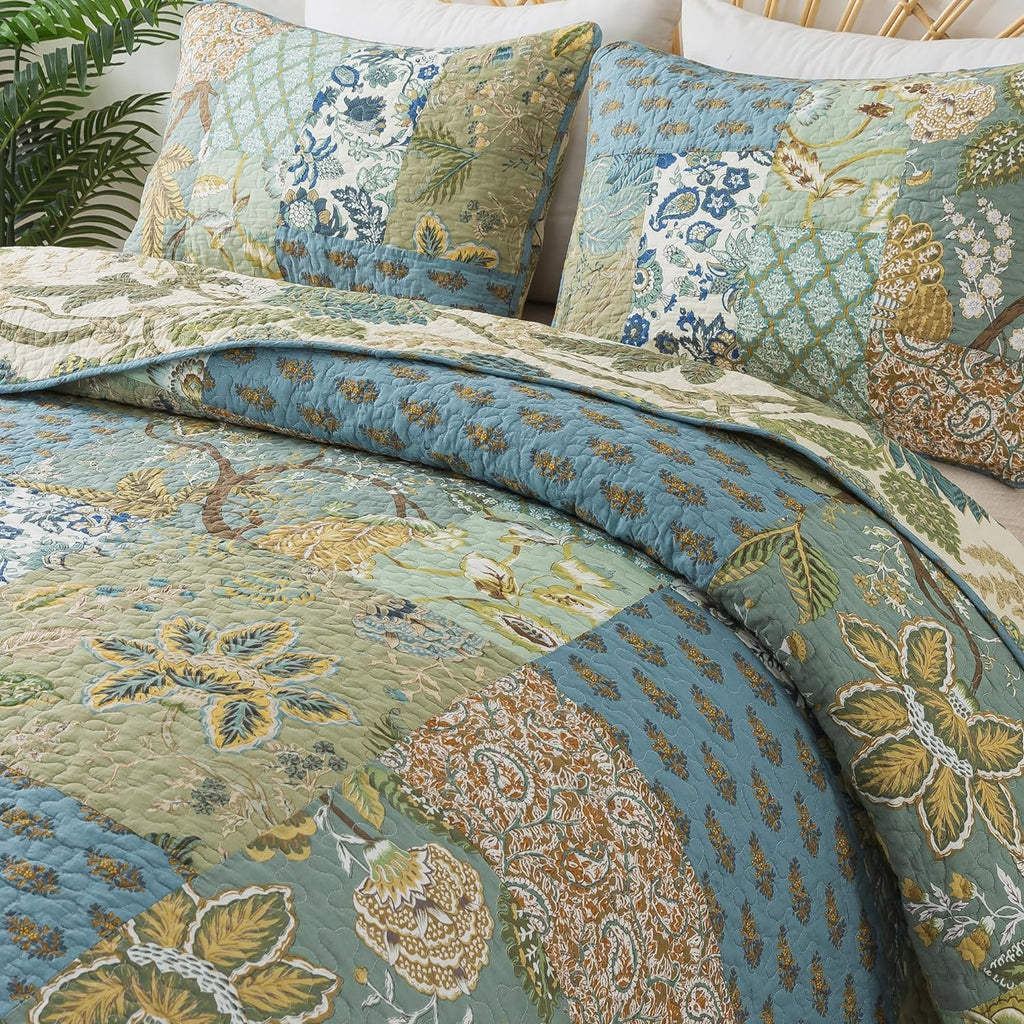 NEWLAKE Quilt Set California King Size, 100% Cotton Patchwork Green Bohemian Quilt Sets, Reversible Bedspread Lightweight and Breathable for All Seasons, Soft Quilted Bedspread with 2 Pillow Shams