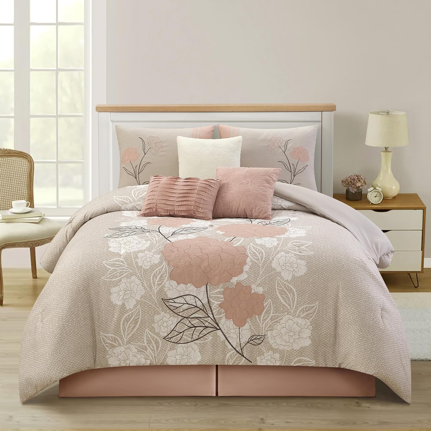 Grand Avenue Blush Bed Sets Queen with Comforter, 7 Piece, Bedding Comforters & Sets, Pillow Shams Bedskirt, Floral Comforters, Home Decor