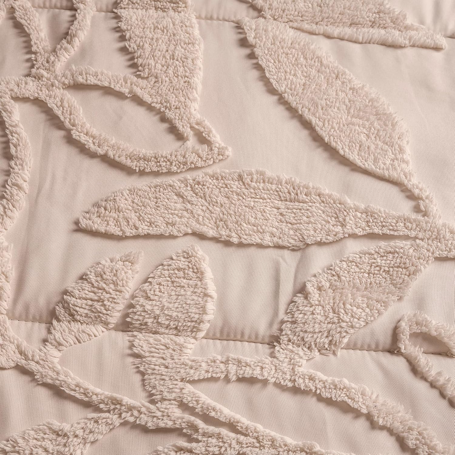 Vianney Castilla Extra Large Full/Queen Comforter Set 5-Piece with Breathable Microfiber Fabric, Classic Leaf Pattern, All-Season Warmth and Cozy Layering