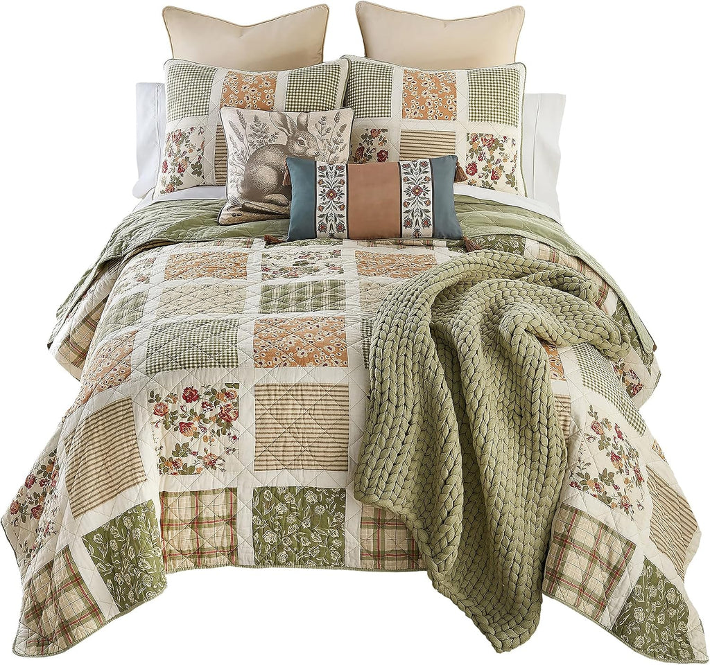 Donna Sharp Peach Rose Summer Cotton Quilted Bedding Set - 3-Piece Queen Size Quilt Set - Includes 1 Quilt and 2 Standard Pillow Shams - Machine Washable - Traditional Floral Design