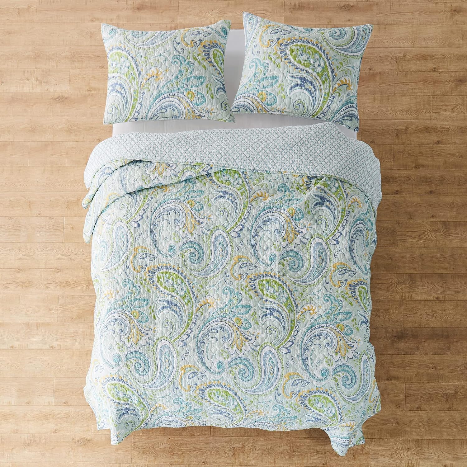 Levtex Home Cortona Paisley King Quilt Set, Green, 100% Cotton, Reversible