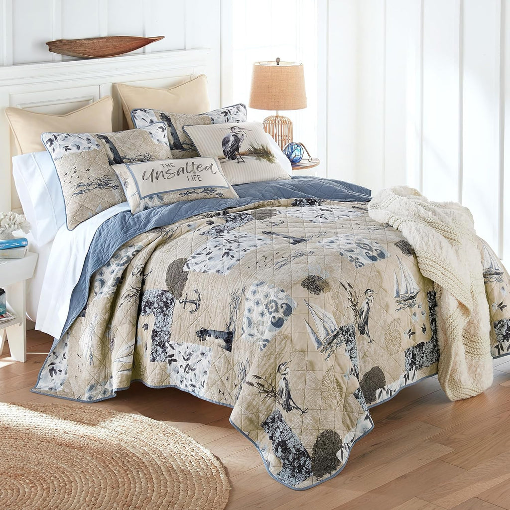 Donna Sharp Seascape-Queen Quilt Set, Measures 90 x 90, Includes 1 Quilt and 2 Standard Shams, Machine Washable